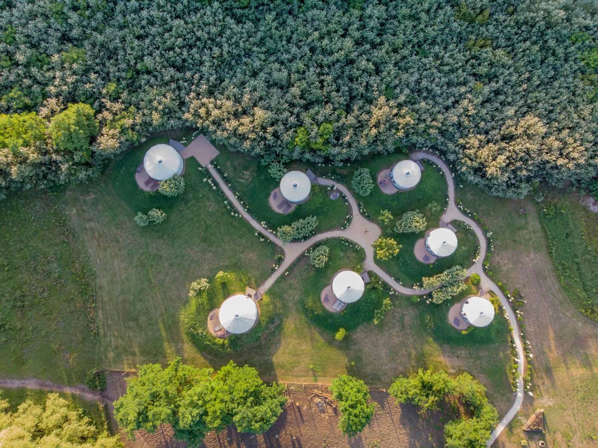 Homoki Lodge Bed & Beyond Glamping (Adults Only) Ruzsa Exteriör bild