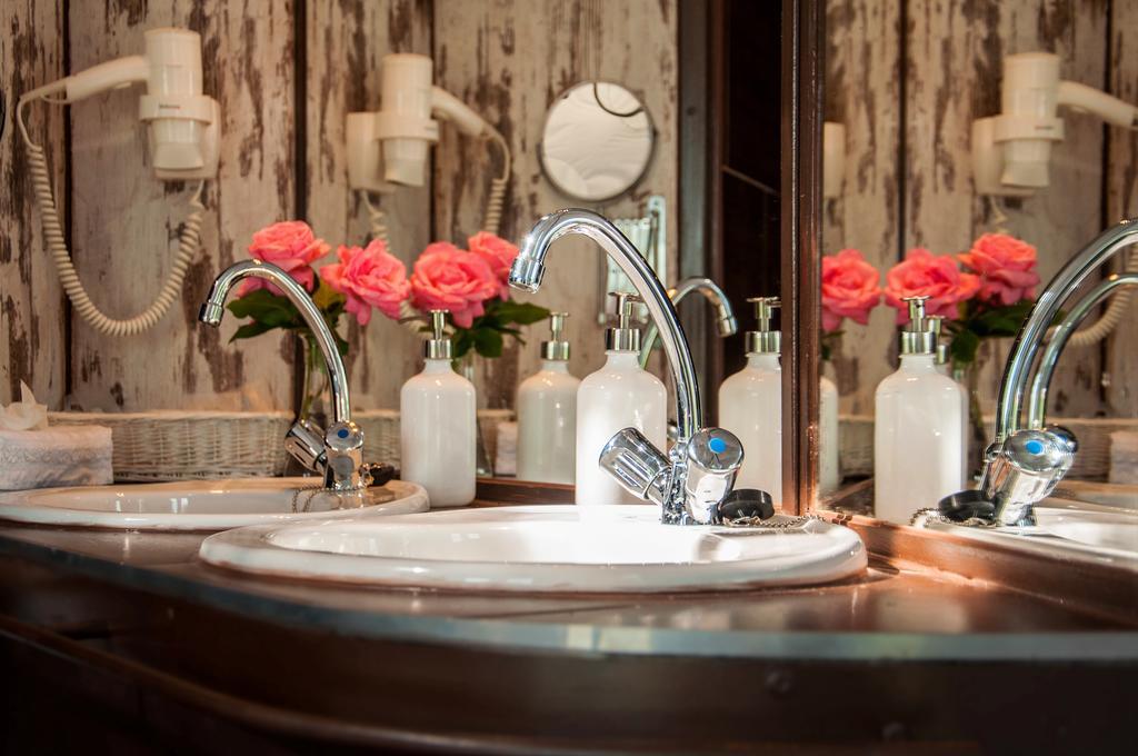 Homoki Lodge Bed & Beyond Glamping (Adults Only) Ruzsa Exteriör bild
