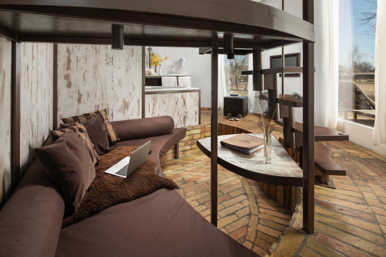 Homoki Lodge Bed & Beyond Glamping (Adults Only) Ruzsa Exteriör bild