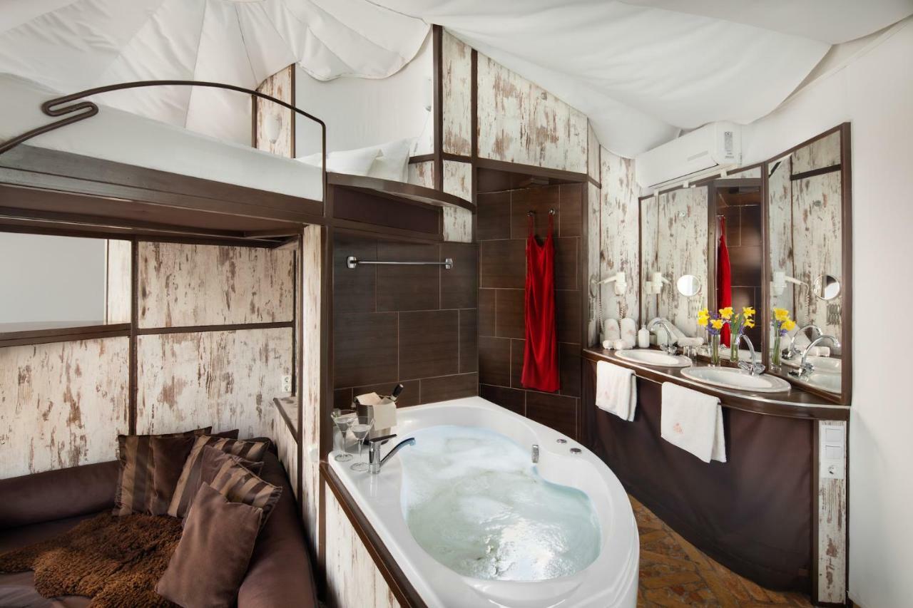 Homoki Lodge Bed & Beyond Glamping (Adults Only) Ruzsa Exteriör bild